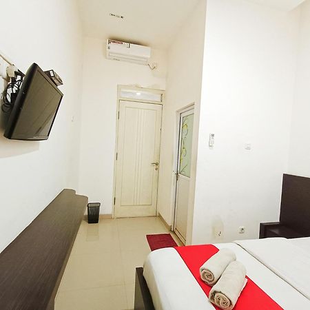 Yutaka Inn Dinoyo Malang Zewnętrze zdjęcie